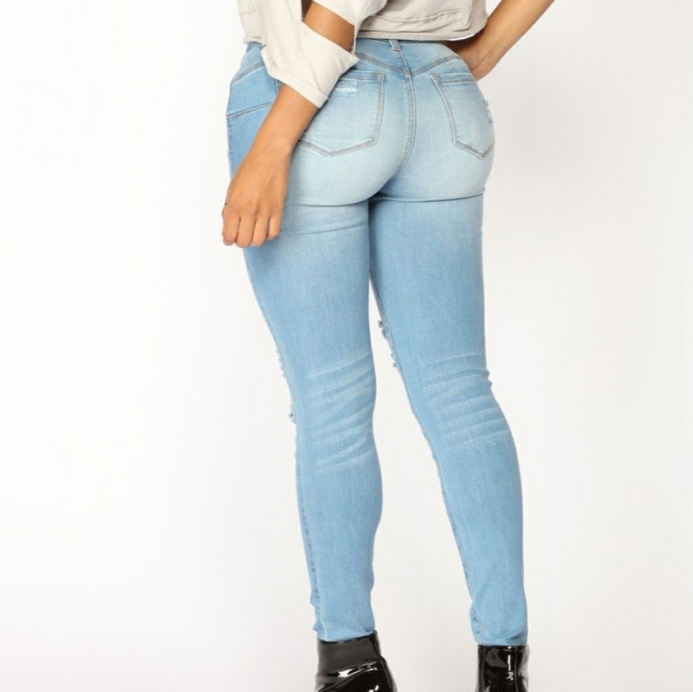 NEW Too Used To it Booty Lifting Jeans